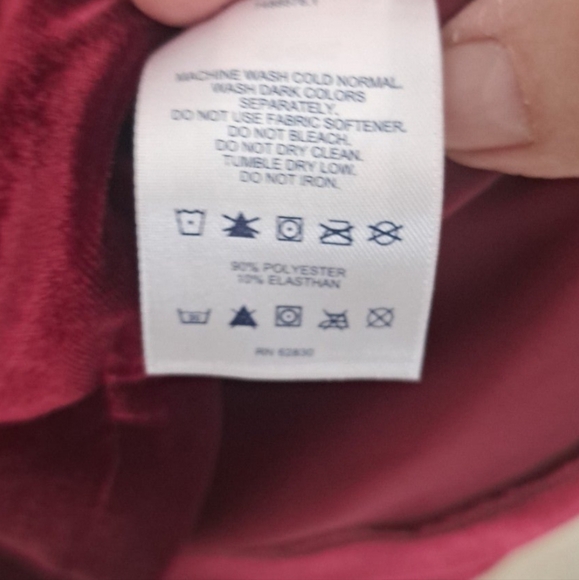 Beautiful Lands End Velvet Stretch Top EUC sz M Gorgeous Burgandy Red - Picture 3 of 8